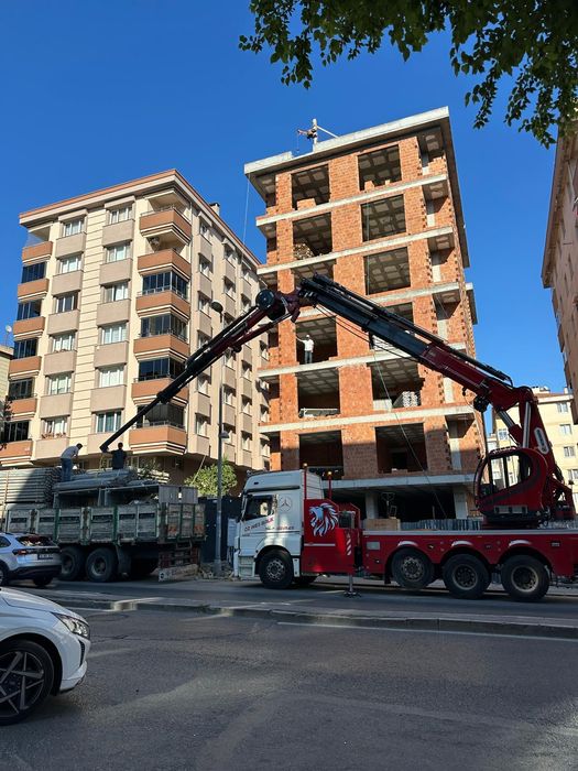 Sancaktepe'de modern mimari anlayışla 7 katlı yapı